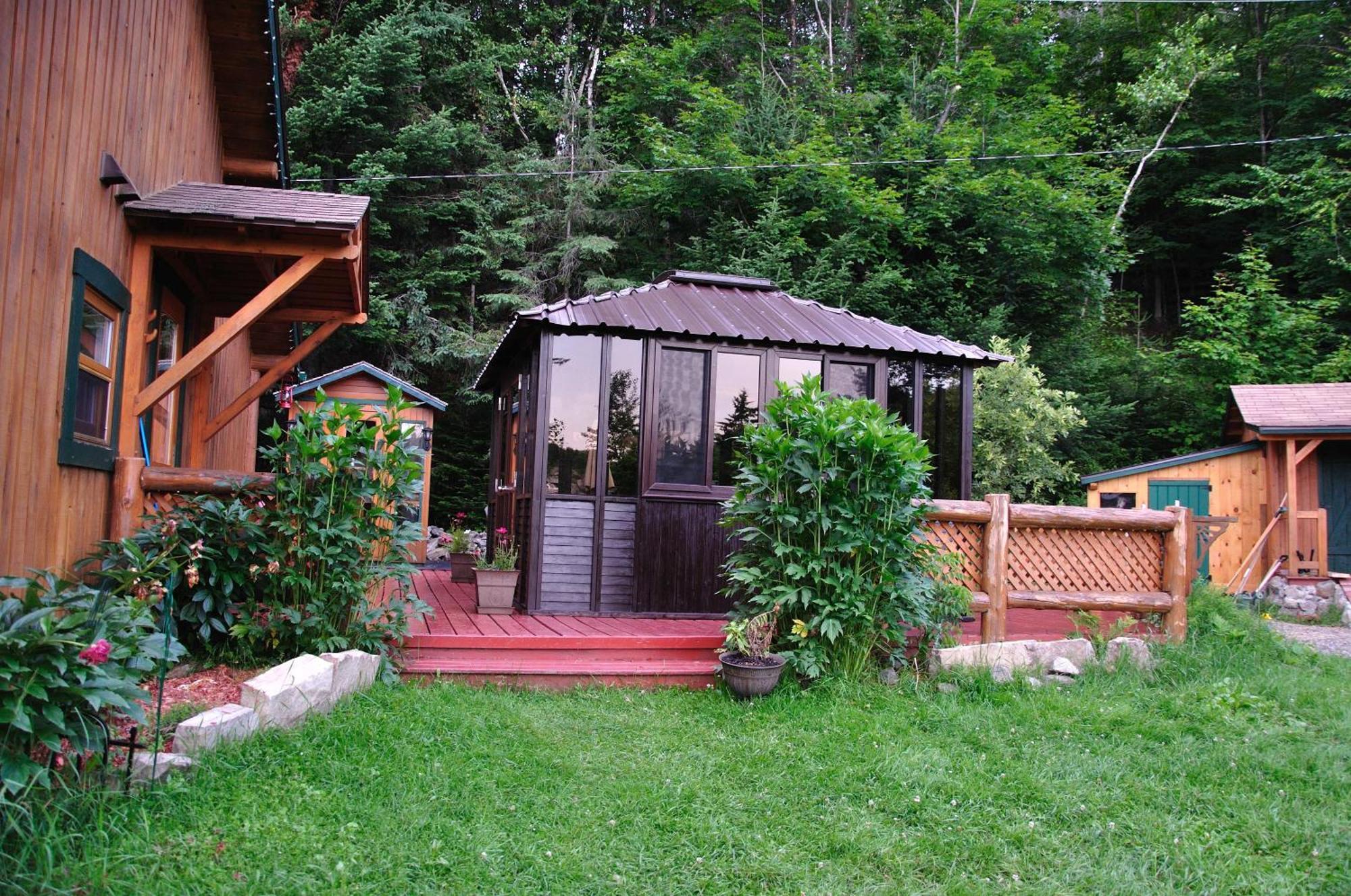 Les Cabanes Du Trappeur Wentworth-Nord Exterior photo