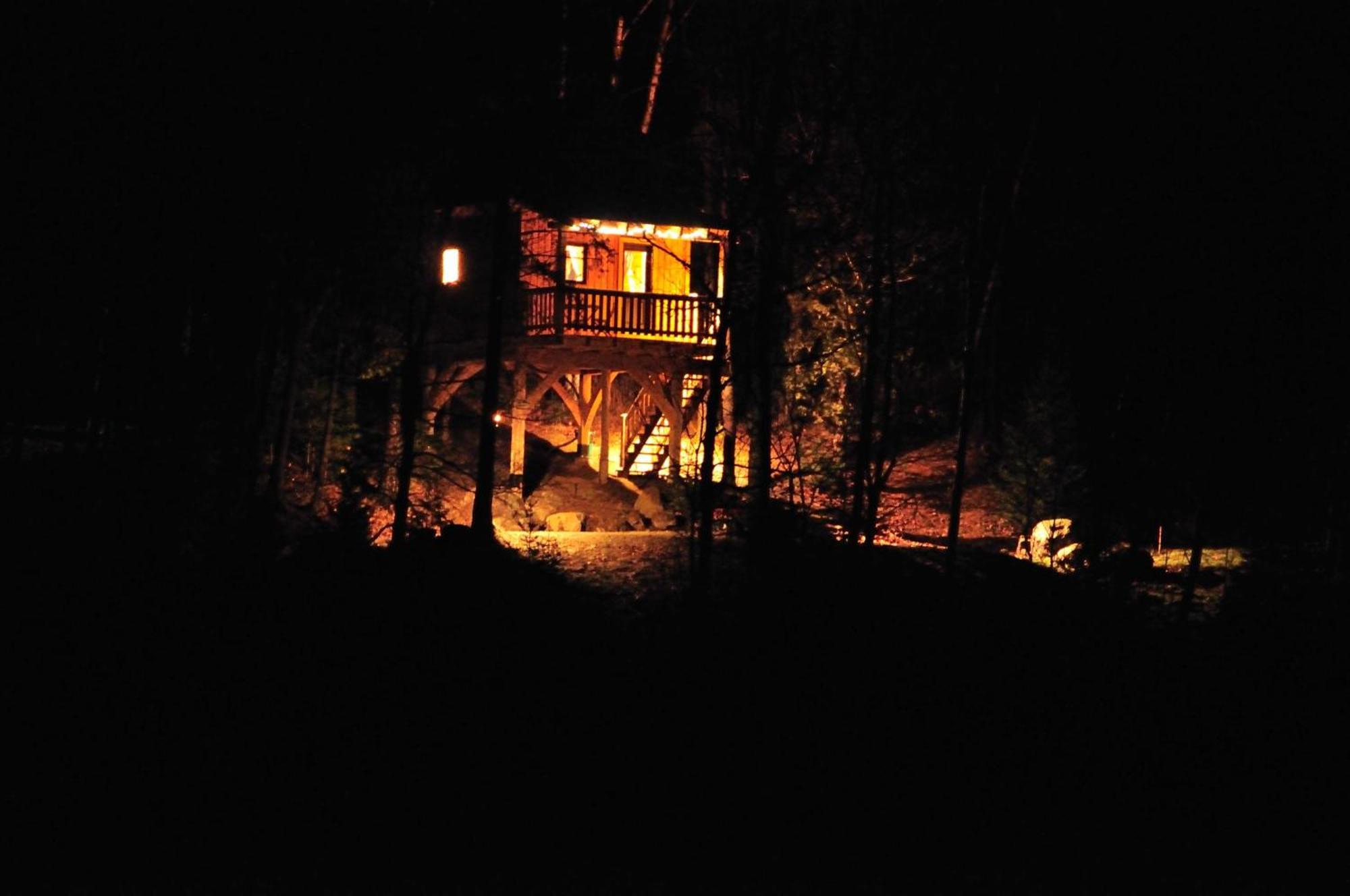 Les Cabanes Du Trappeur Wentworth-Nord Exterior photo